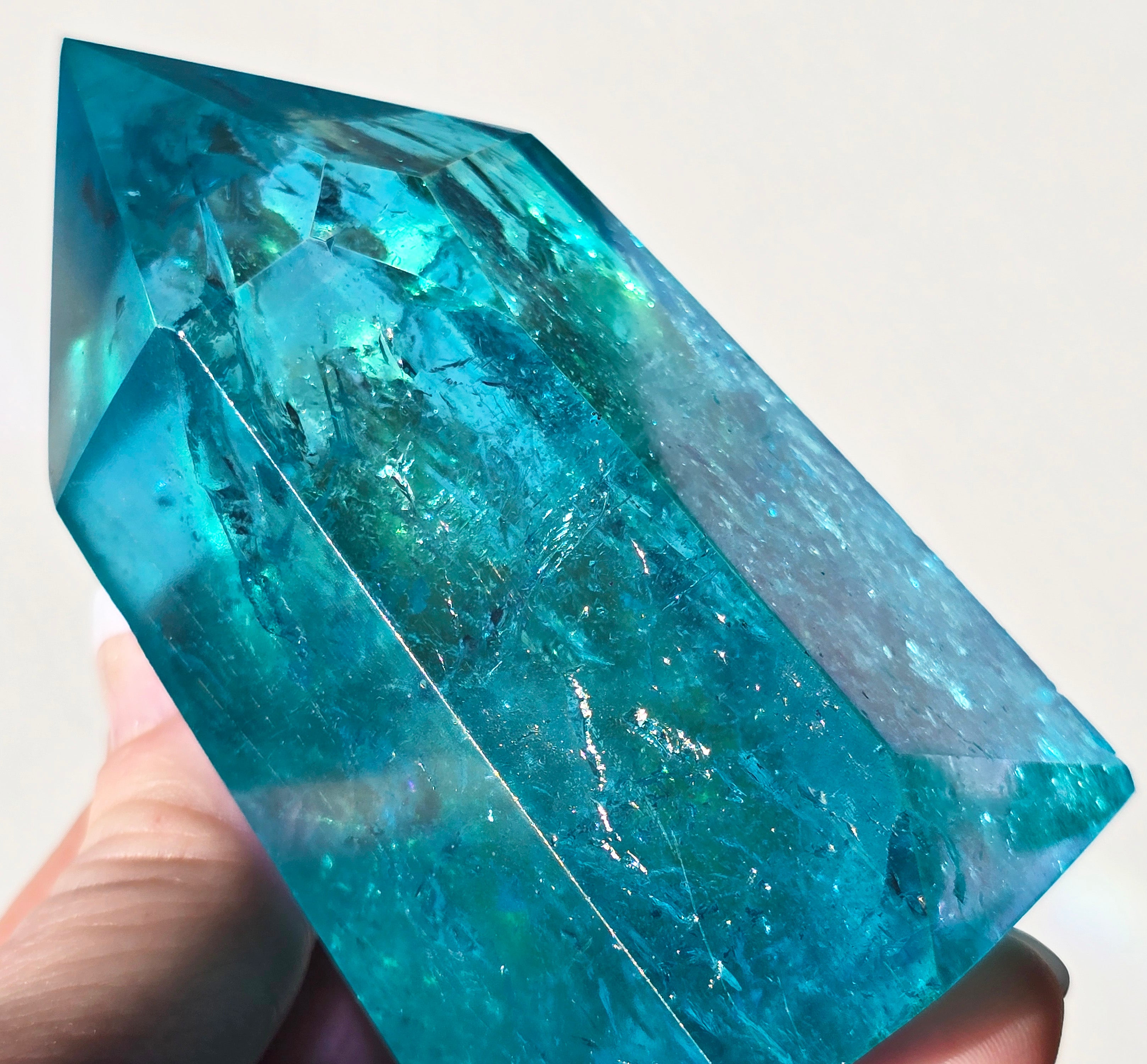 Aqua Aura Quartz Tower