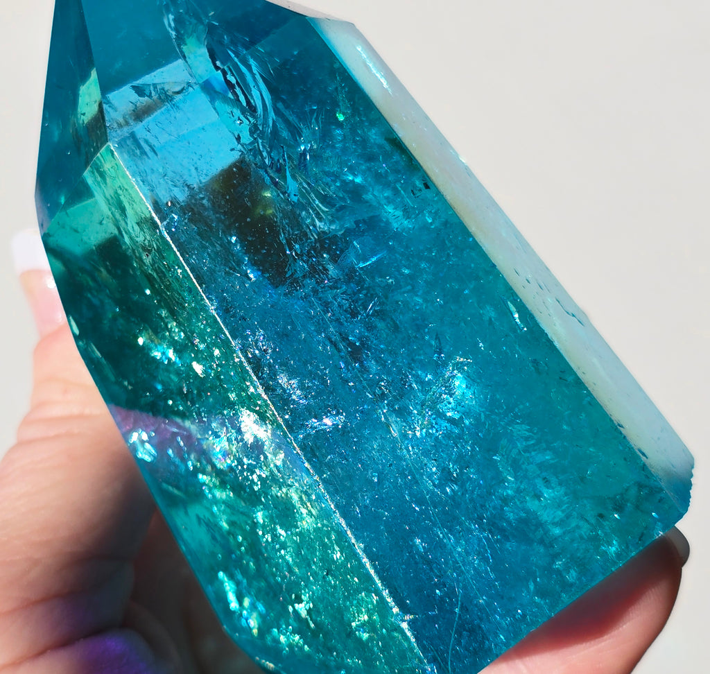 Aqua Aura Quartz Tower