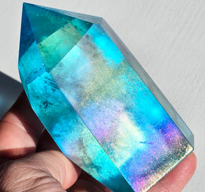 Aqua Aura Quartz Tower