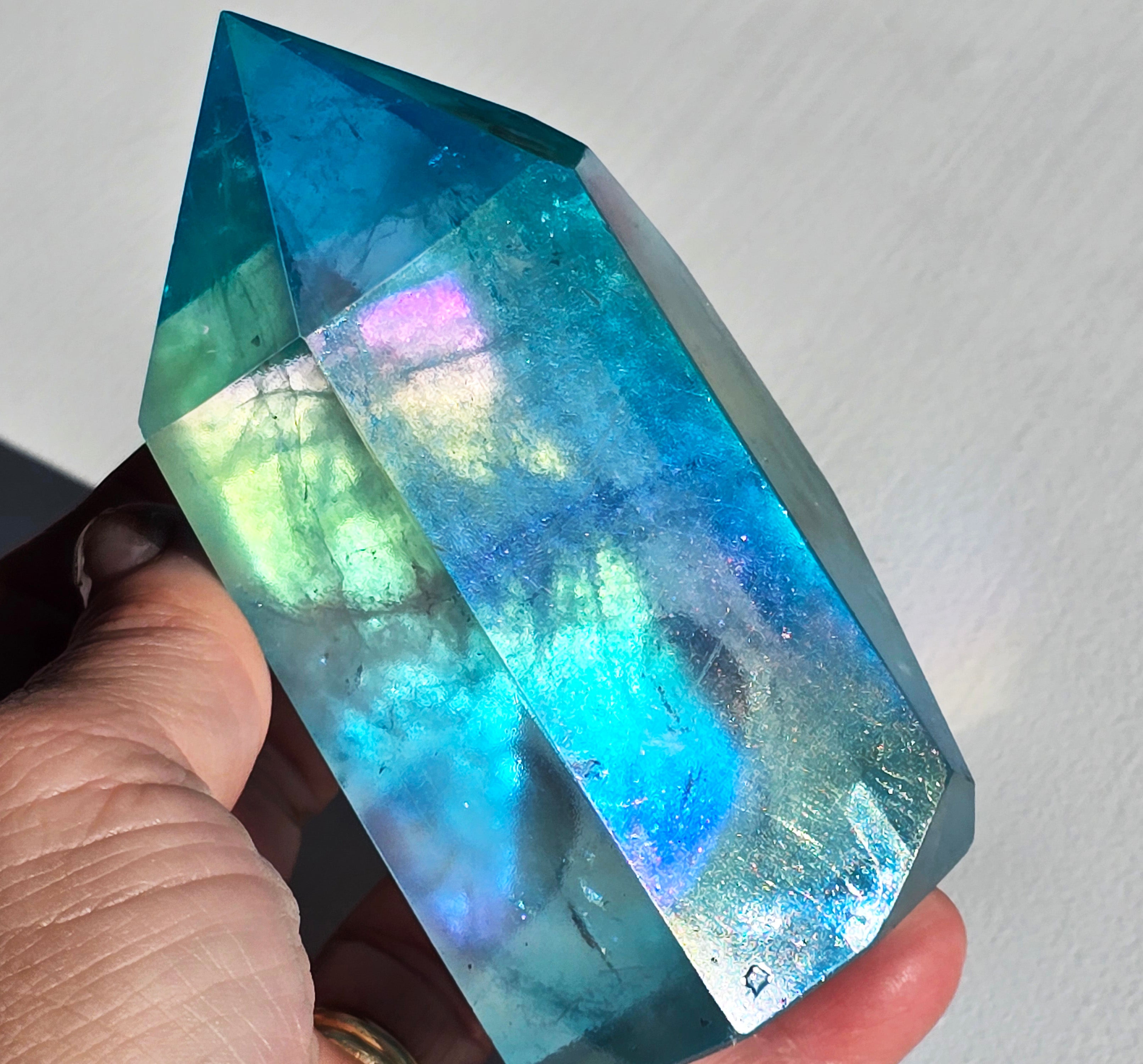 Aqua Aura Quartz Tower