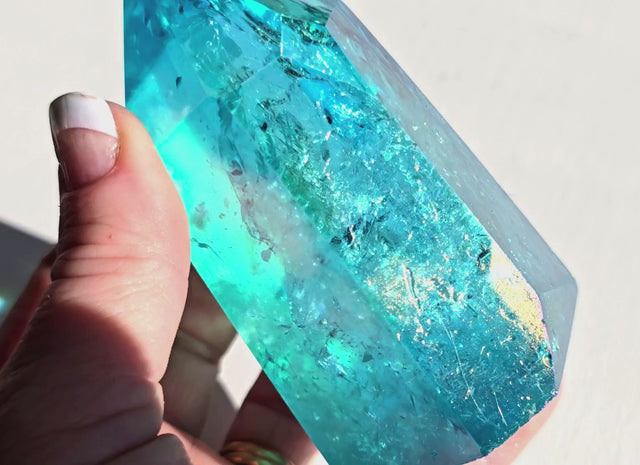 Aqua Aura Quartz Tower